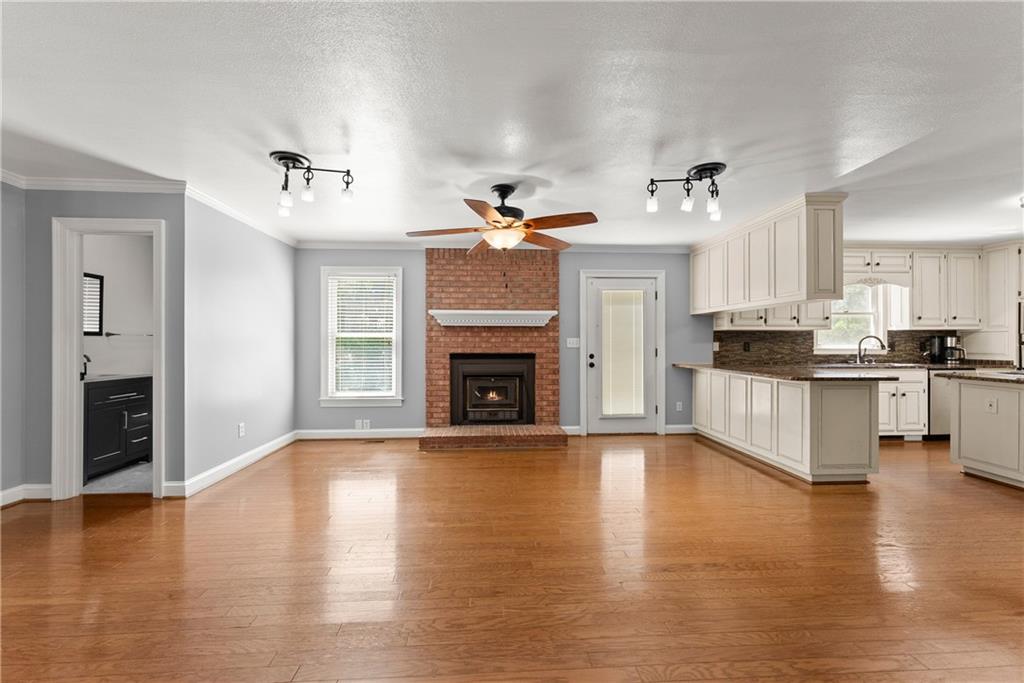5103 Whispering Pines Drive, Gainesville, Georgia image 13