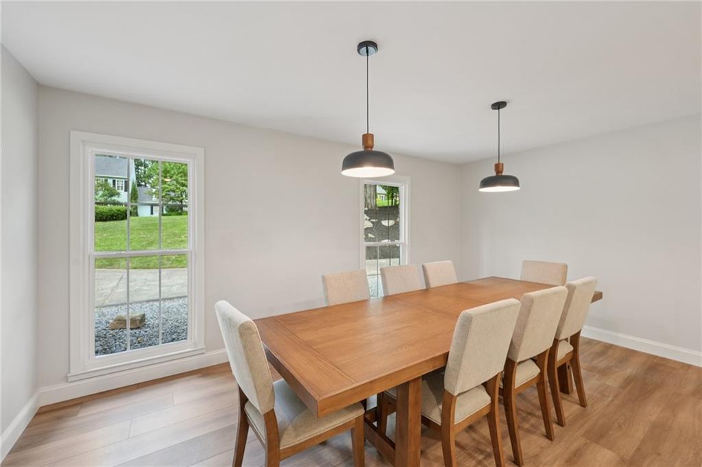 980 Hickory Oak Hollow