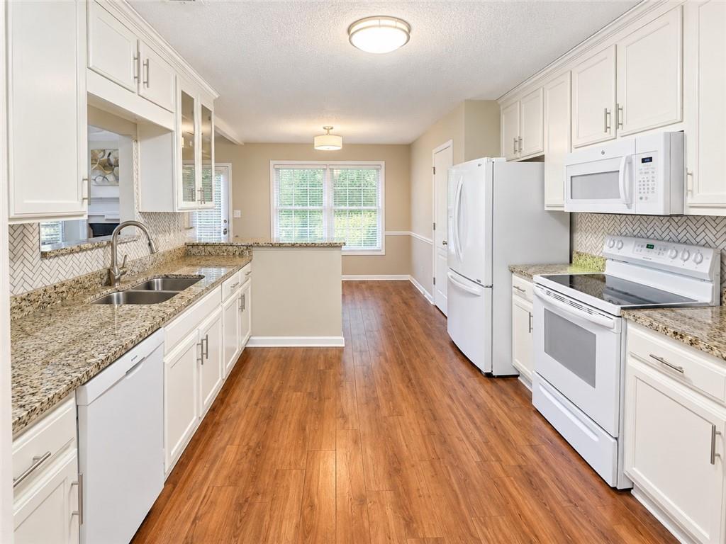 3044 Lincoln Log Way