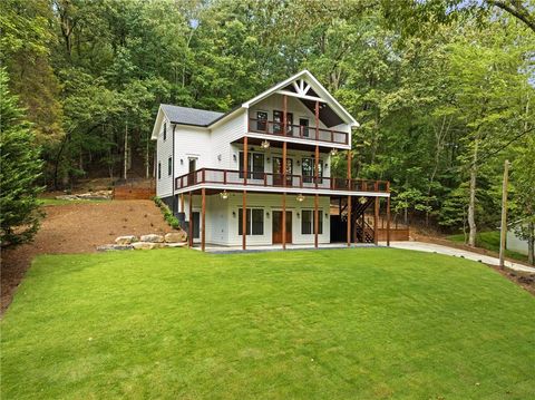 A home in Dawsonville