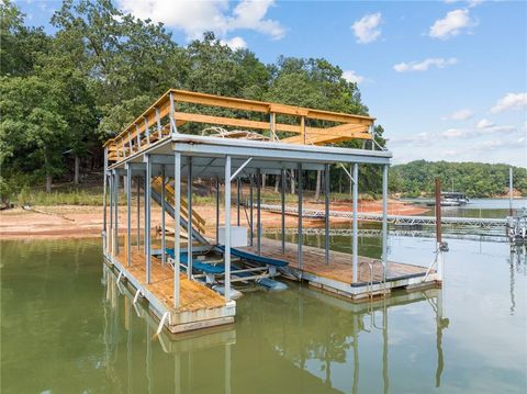 A home in Dawsonville