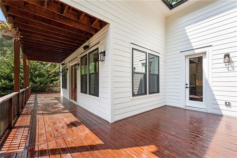 A home in Dawsonville