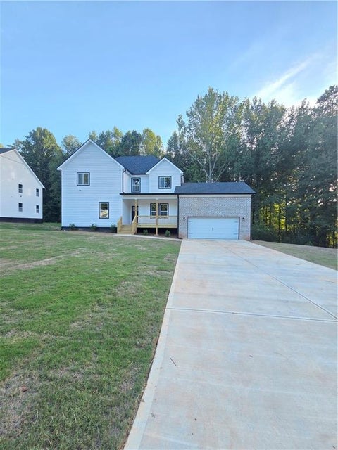 Homes For Sale - 1013 S Gordon Road<br/> Austell, GA 30168