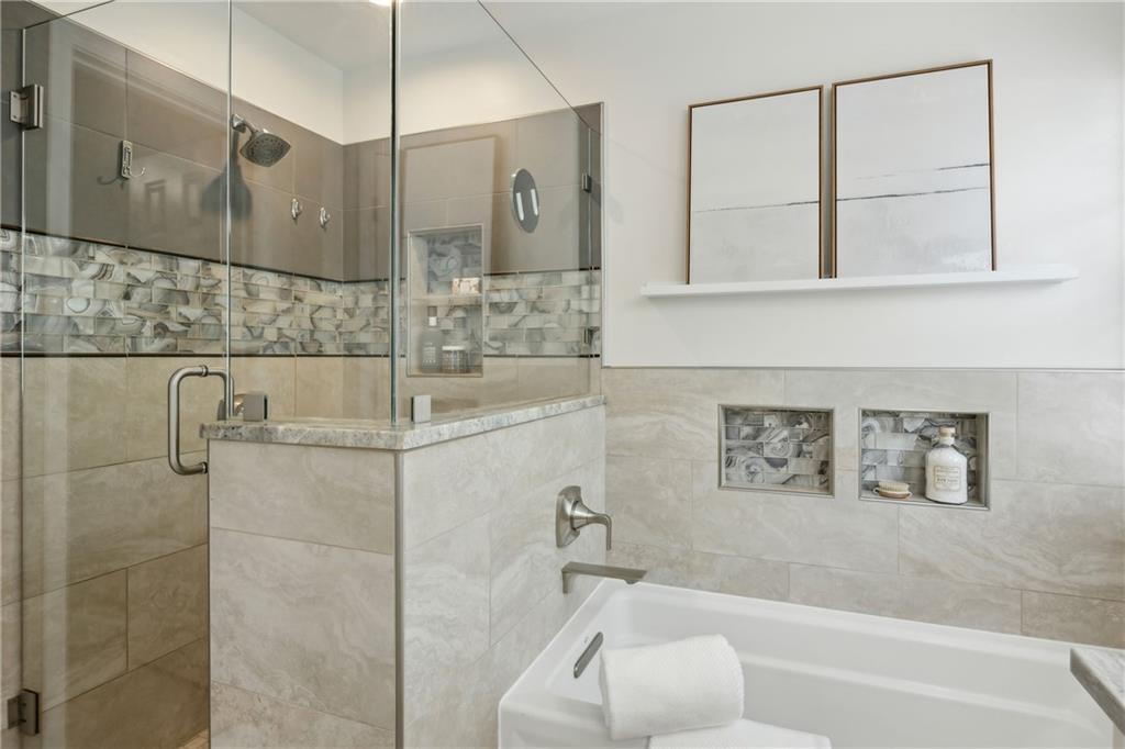 4662 Creekside Villas Way, Smyrna, Georgia image 17