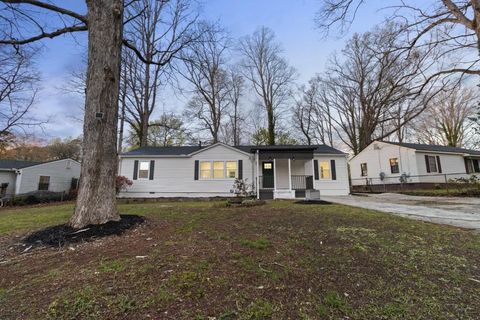 Homes For Sale - 4134 Hanes Drive<br/> Dekalb County, Decatur, GA 30035