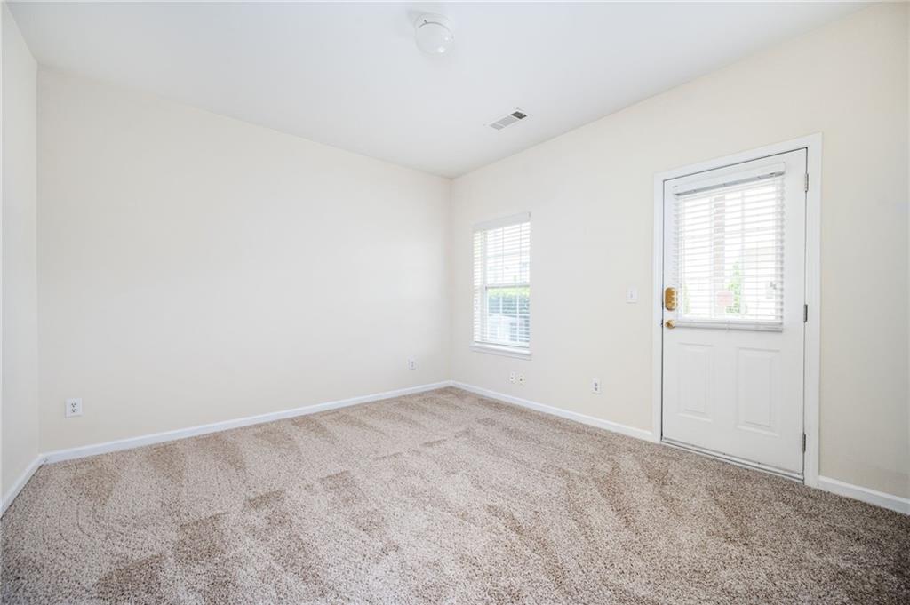 2213 Leicester Way
