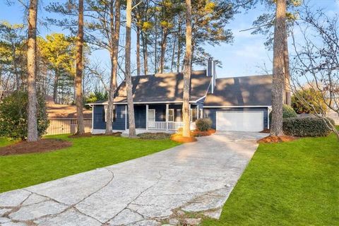 Homes For Sale - 6630 Walker Road<br/> Riverdale, GA 30296