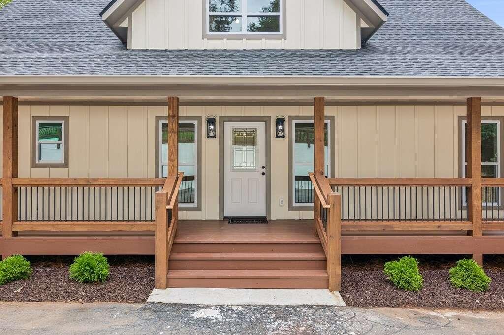 105 Riveredge Drive