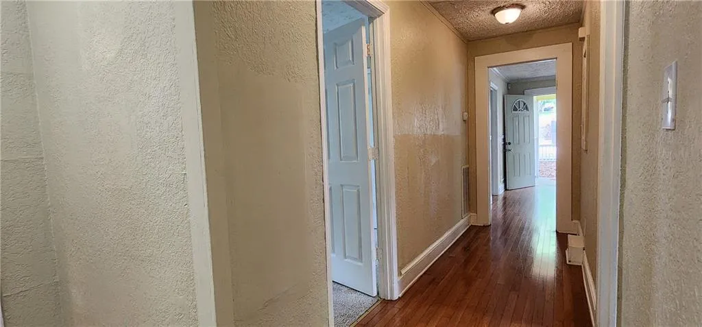 Atlanta, Georgia 30310, United States, 4 Bedrooms Bedrooms, ,1 BathroomBathrooms,Residential,Active,114944