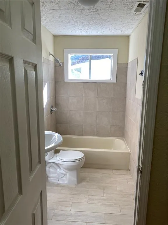 Atlanta, Georgia 30310, United States, 4 Bedrooms Bedrooms, ,1 BathroomBathrooms,Residential,Active,114944