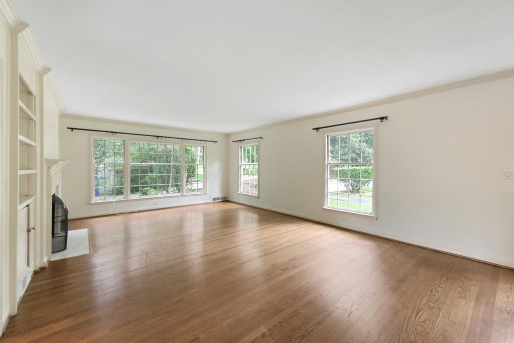 3156 E Wood Valley Road NW