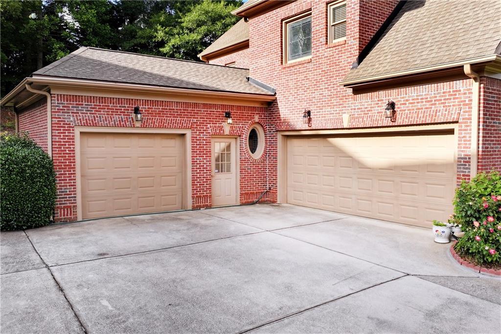 3332 Heathchase Lane