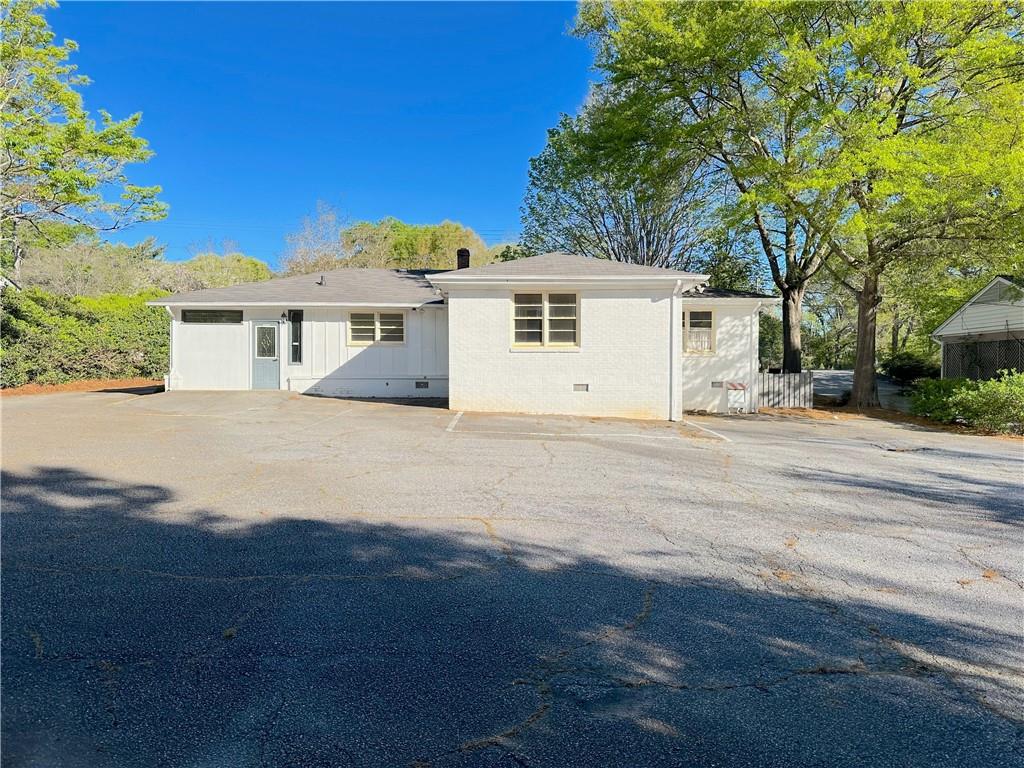 515 Gaines School Road