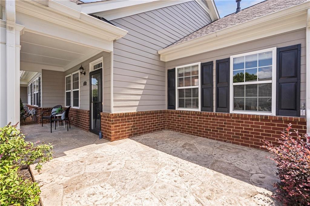2694 Grapevine Circle
