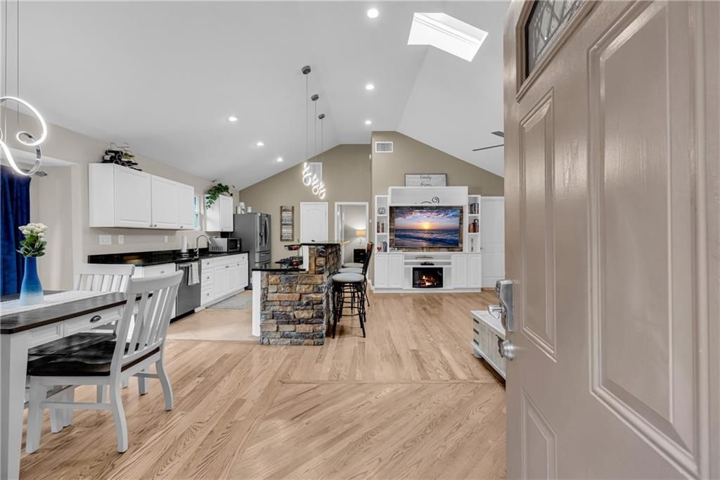 Photo of 2170 Cove Trail, Cumming, GA 30041 (MLS # 7785186)