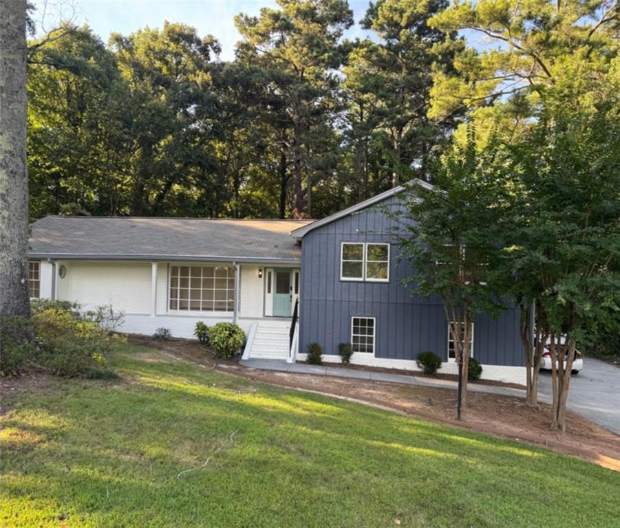 Discover this beautiful gem! This spacious property offers 4 bedrooms and 2.5 bathrooms, perfect for families seeking comfort and functionality. The open-concept kitchen flows into multiple living areas, including a formal living room, an open family room, and a private family room—ideal for all your lifestyle needs. You’ll also love the bright sunroom, perfect for reading or growing your favorite indoor plants.
The exterior is just as impressive, sitting on just under an acre and a half of land with a large, beautifully maintained front and back yard. There’s also a charming guest house that can be used for extra storage or as an in-law suite. The spacious basement invites your imagination—create a game room, home theater, or anything your heart desires.
Centrally located, this home is just steps away from supermarkets, shops, banks, and restaurants. Don’t miss this amazing opportunity!