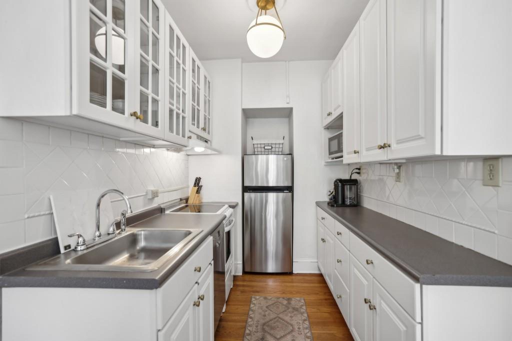 70 Sheridan Drive NE 9