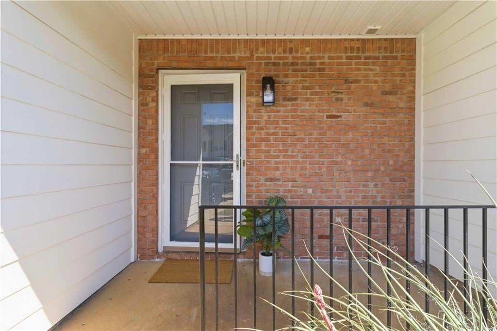 702 Georgetown Court
