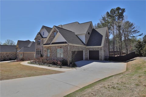 Homes For Sale - 940 Kora Drive<br/> Marietta, GA 30064