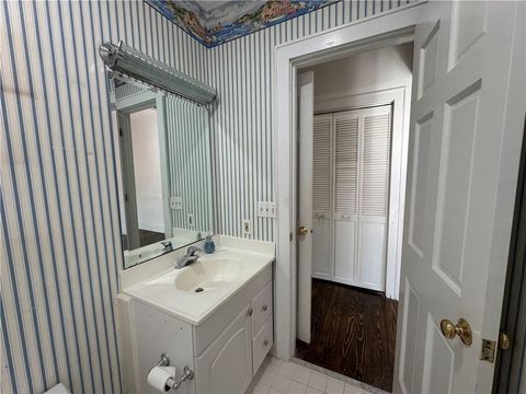 listing image 107