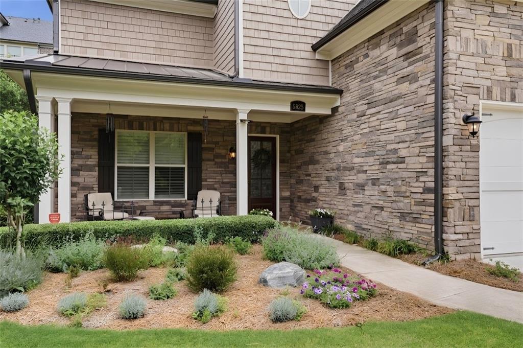 5925 Overlook Club Circle
