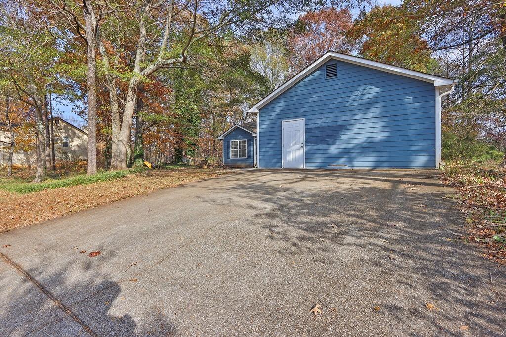 5421 Hunnington Mill Drive