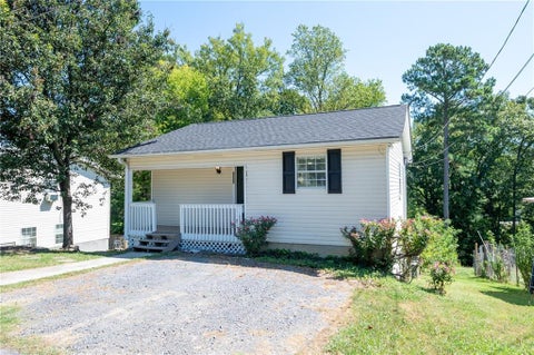 Homes For Sale - 1310 Lida Street<br/> Dalton, GA 30720