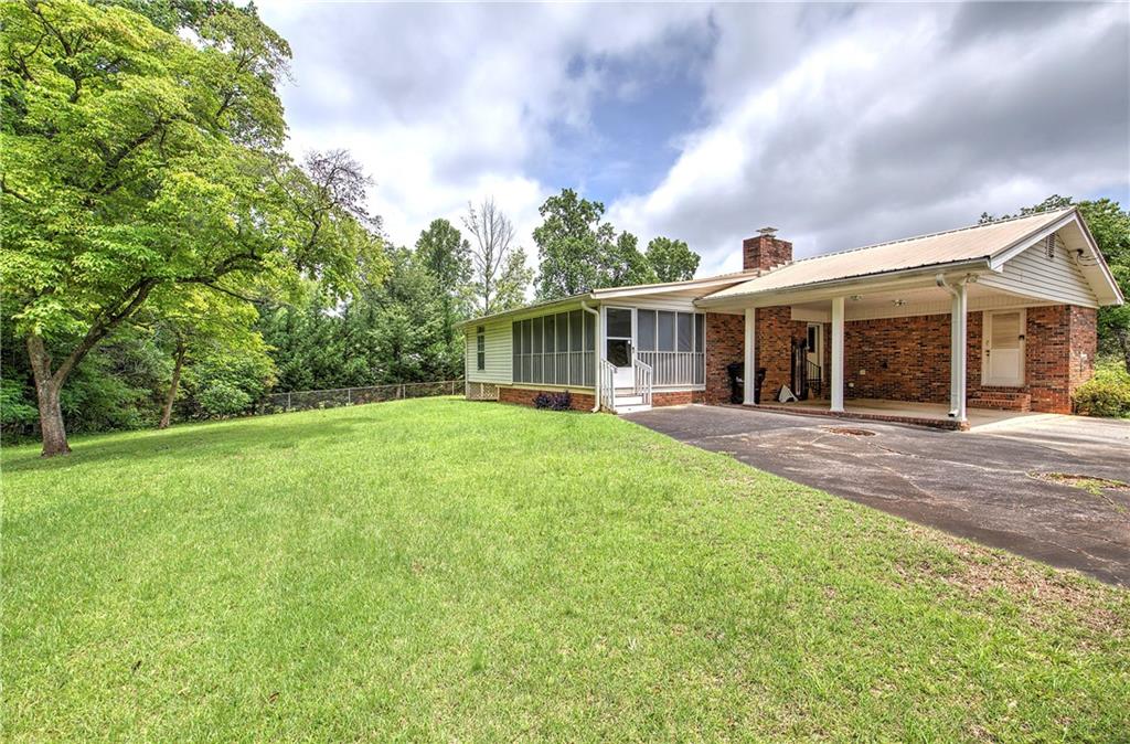 3442 Forest Hill Road