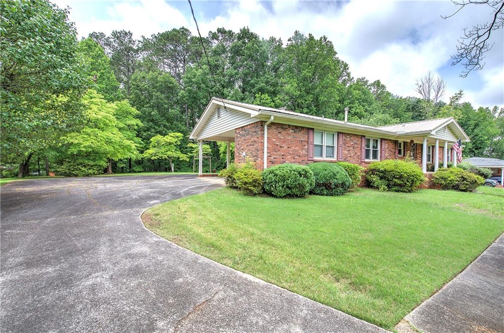 3442 Forest Hill Road