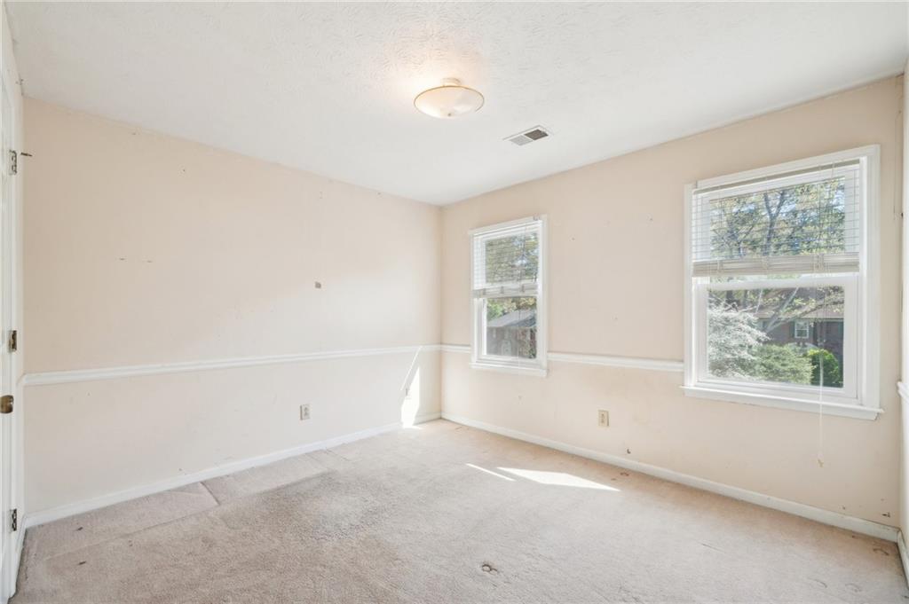 1175 Parkview Way, Lilburn, Georgia image 23