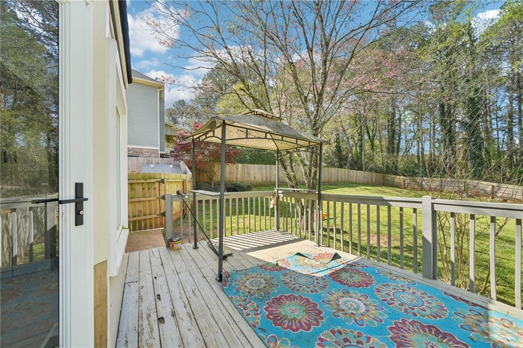 1175 Parkview Way, Lilburn, Georgia image 30