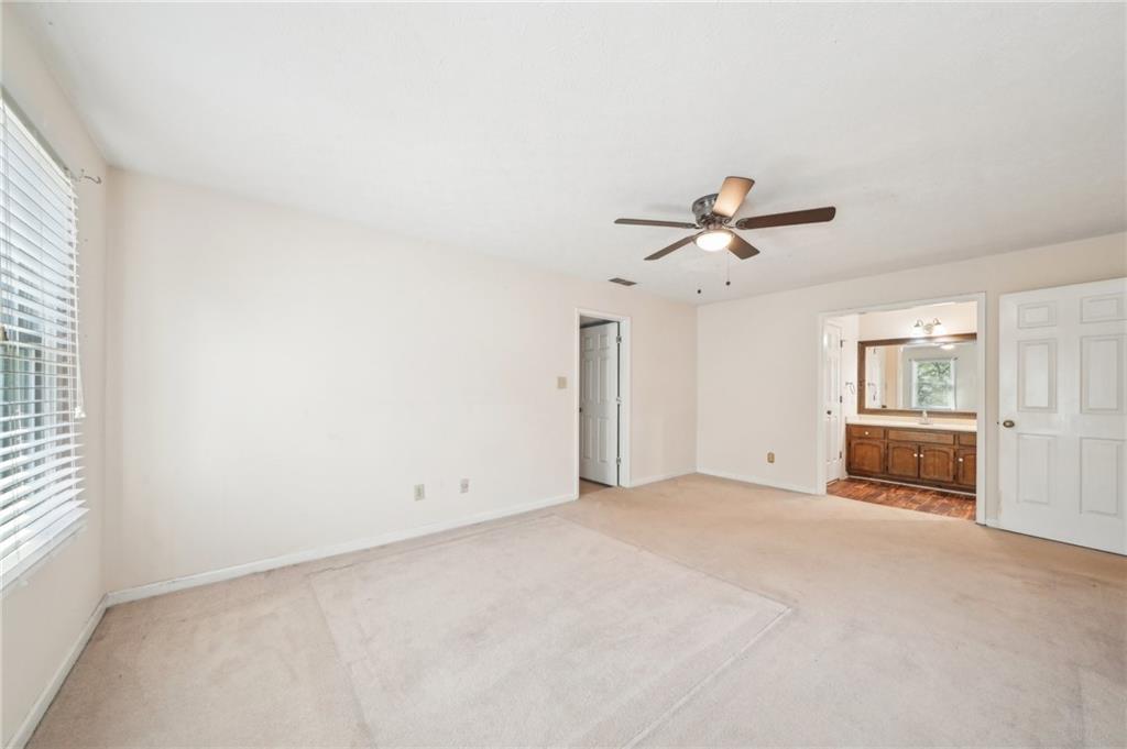 1175 Parkview Way, Lilburn, Georgia image 15