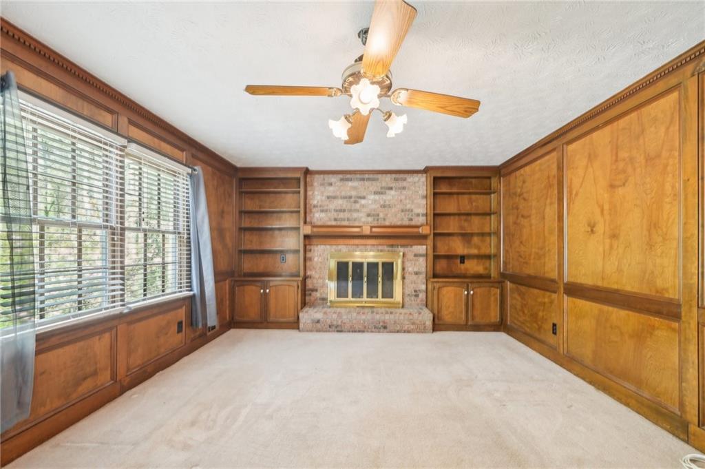 1175 Parkview Way, Lilburn, Georgia image 4