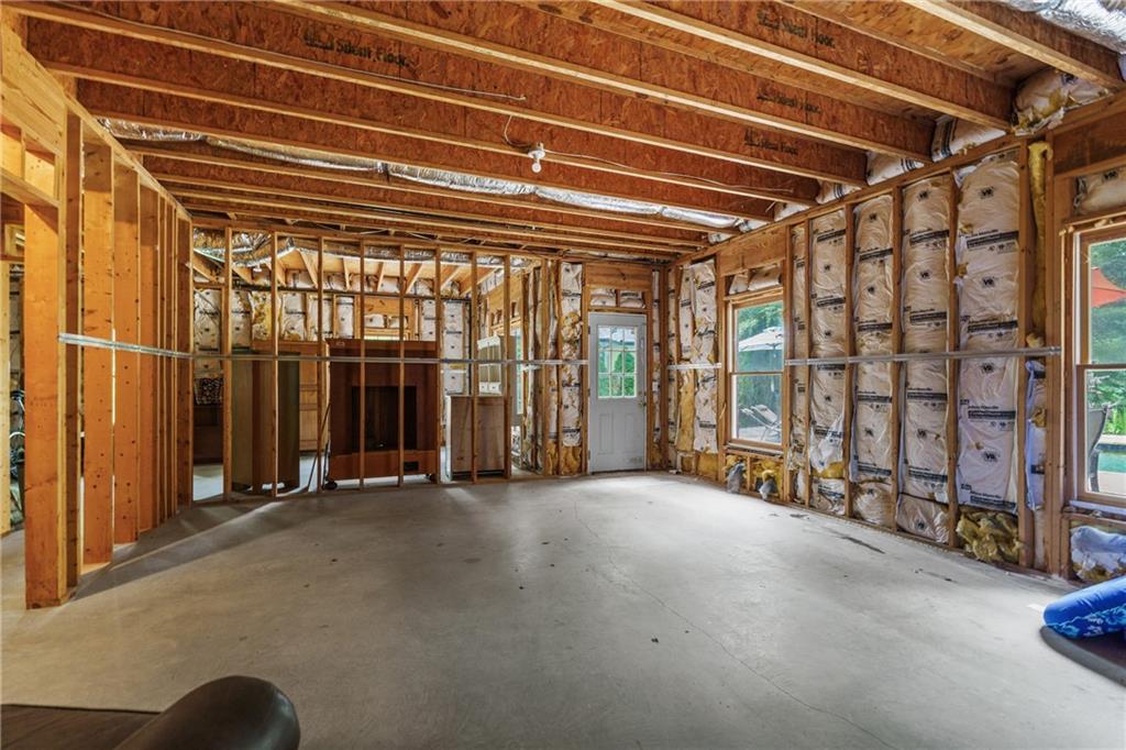 Crooked Creek - Residential