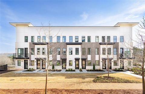 Condo For Sale - 7150 Summit Place<br/> Alpharetta, GA 30009