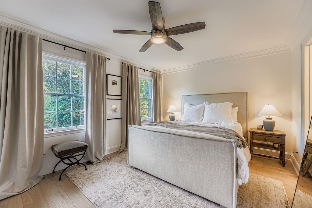 Olde Ivy Square - Residential