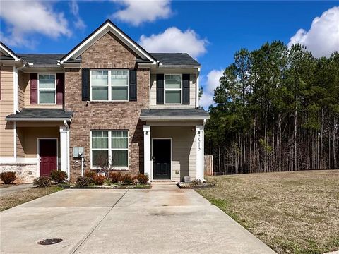 Townhouse For Sale - 2513 Piering Drive #50<br/> Lithonia, GA 30038