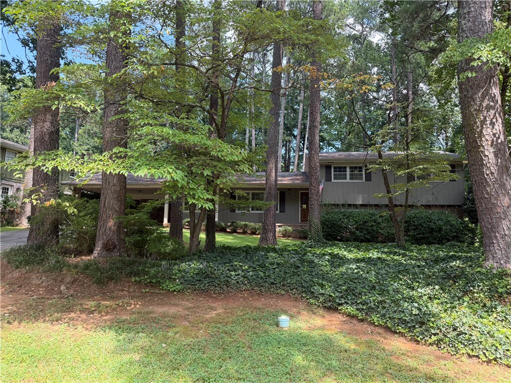 3887 Menlo Drive