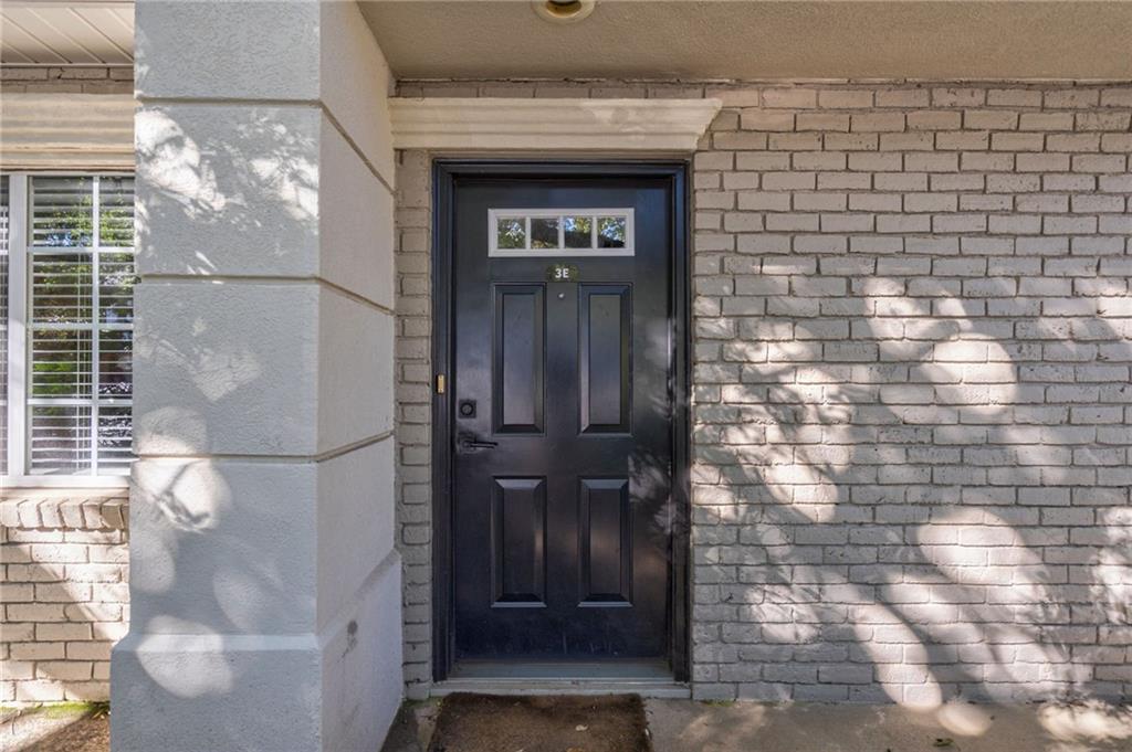 6940 Roswell Road E3