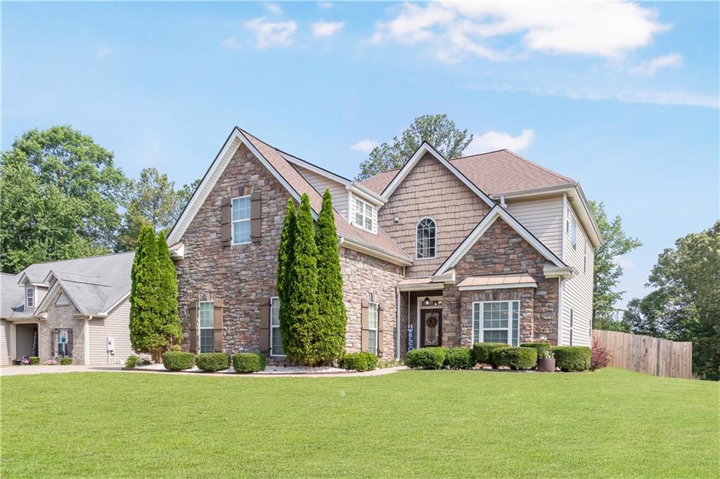 812 Brown Thrasher Way