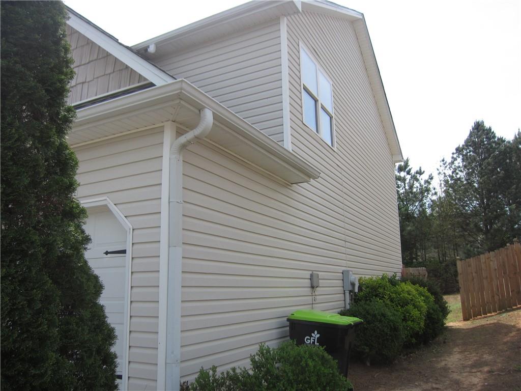 129 Monarch Way