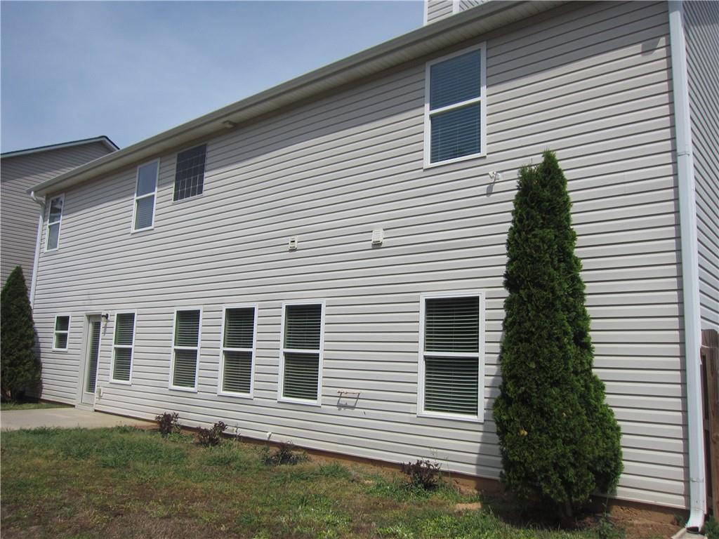 129 Monarch Way