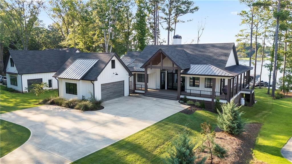 157 Lakeview Drive