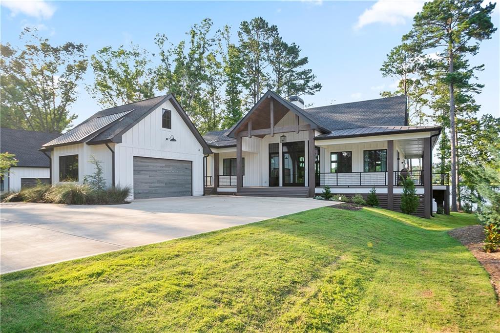 157 Lakeview Drive