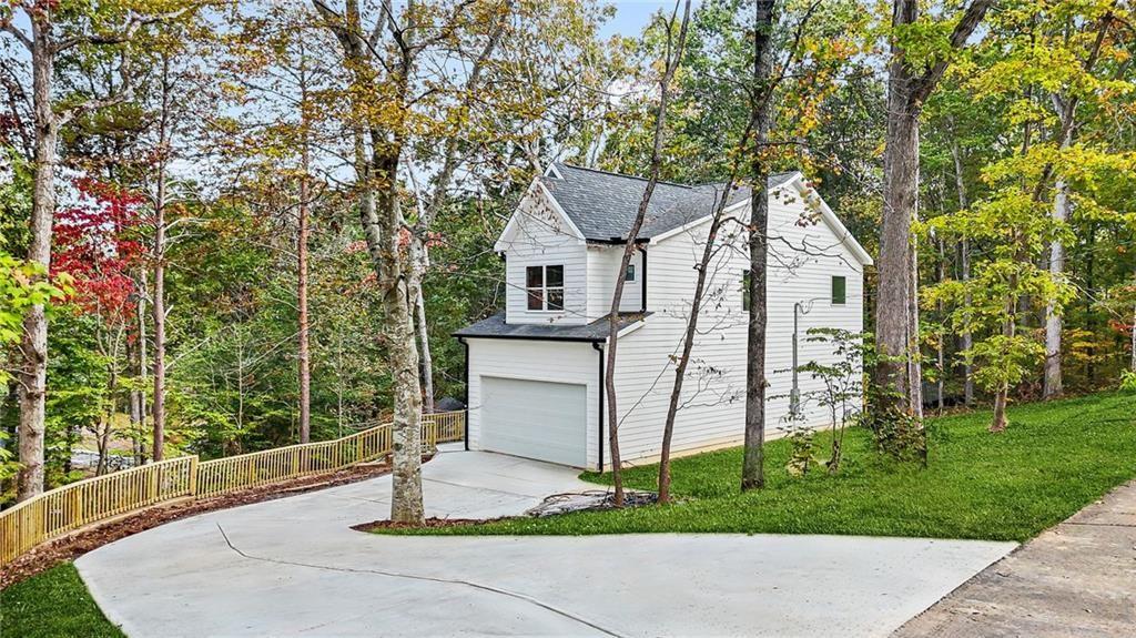 3925 Pine Shore Circle