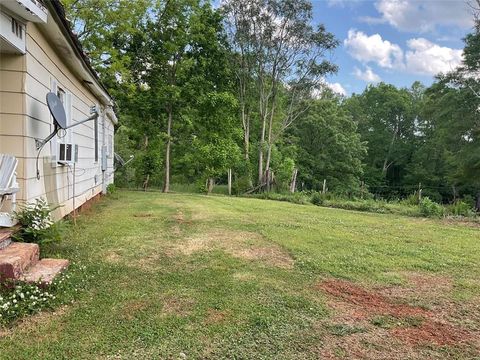 A home in Fairburn