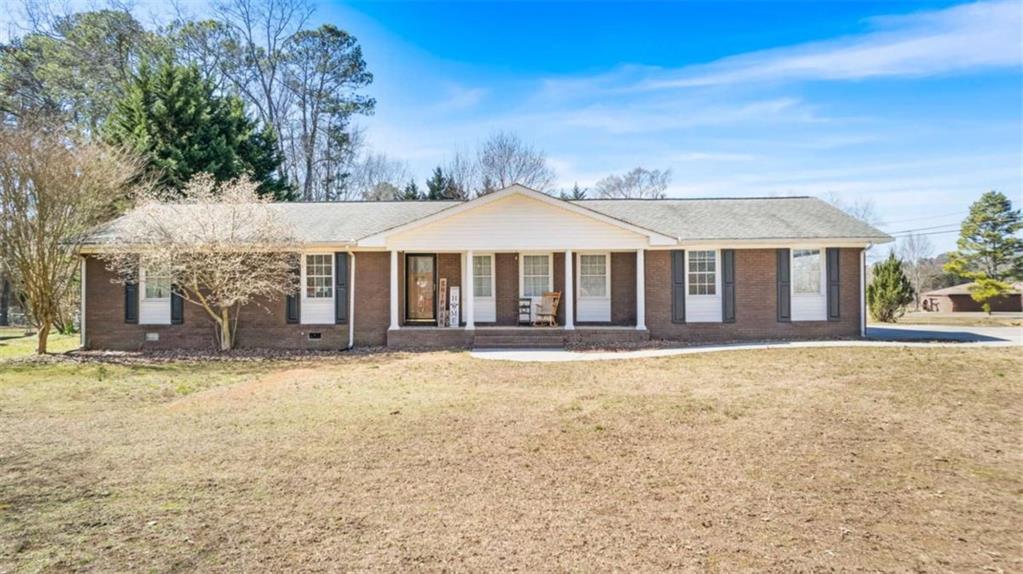 147 Dogwood Drive, Calhoun, Georgia image 2