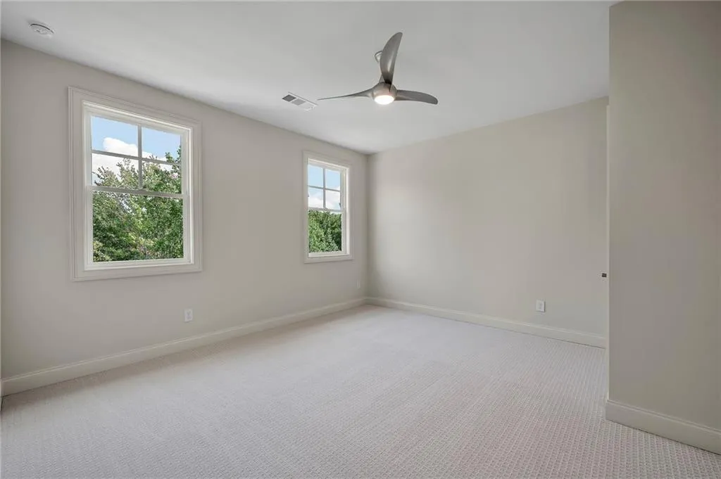 Tucker, Georgia 30084, United States, 5 Bedrooms Bedrooms, ,6 BathroomsBathrooms,Residential,Pending,41861