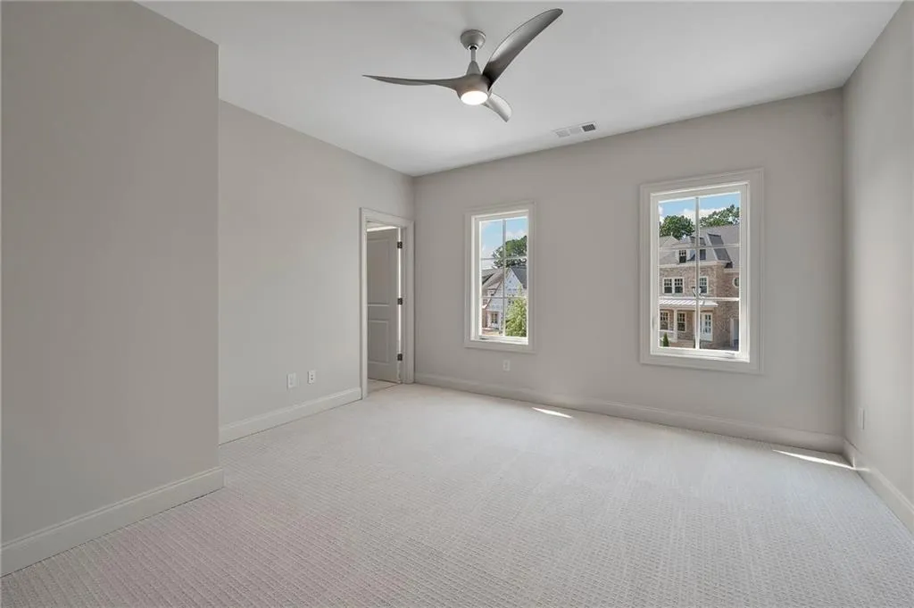 Tucker, Georgia 30084, United States, 5 Bedrooms Bedrooms, ,6 BathroomsBathrooms,Residential,Pending,41861