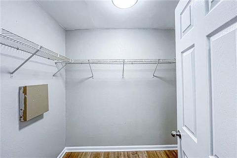 listing image 36